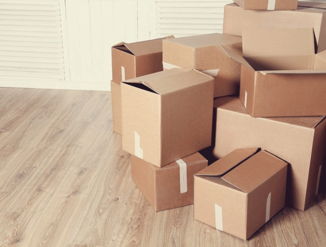 Kokie pagrindiniai skirtumai tarp gofrokartoninės ir kartoninės pakavimo dėžės?